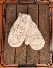 Classic Knit Mittens