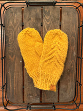 Classic Knit Mittens