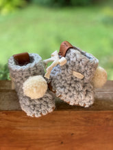 Cub Booties with Cotton Twill Tie